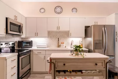  889 Date St #205, San Diego, CA 92101 - Photo 13