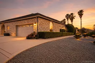 10015 El Capitan Real Rd, El Cajon, CA 92021 - Photo 3
