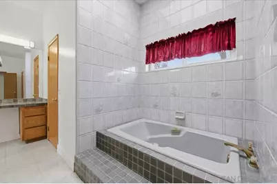  10015 El Capitan Real Rd, El Cajon, CA 92021 - Photo 37