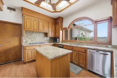  10015 El Capitan Real Rd, El Cajon, CA 92021 - Photo 17
