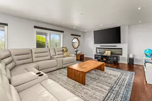7781 Rocio, Carlsbad, CA 92009 - Photo 13