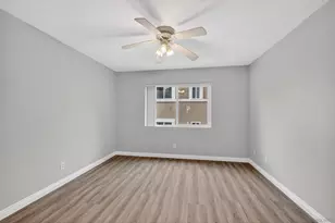 7545 Charmant Dr, San Diego, CA 92122 - Photo 13