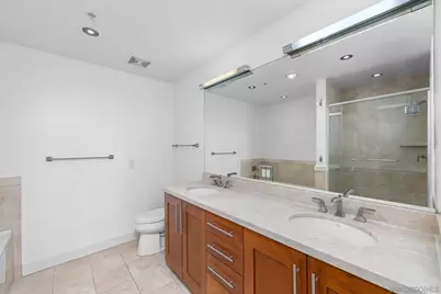 700 W E Street #2905, San Diego, CA 92101 - Photo 19