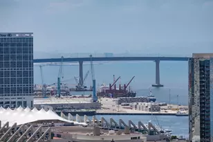 700 W E St, San Diego, CA 92101 - Photo 35