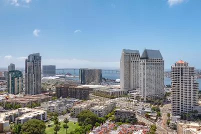  700 W E Street #2905, San Diego, CA 92101 - Photo 31