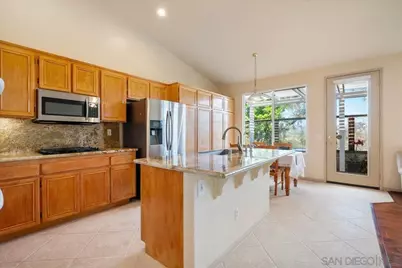  1992 Ridge Way Glen, Escondido, CA 92029 - Photo 7