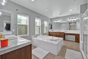 2124 Pamplona Ct, Escondido, CA 92025 - Photo 29