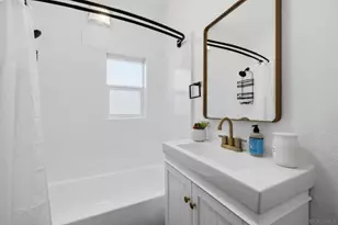1055 21st St, San Diego, CA 92102 - Photo 9