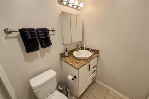 5252 Balboa Arms Dr, San Diego, CA 92117 - Photo 9