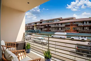 1021 Scott St, San Diego, CA 92106 - Photo 11