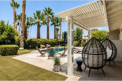  1318 E Via Escuela, Palm Springs, CA 92262 - Photo 7