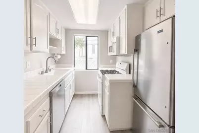  950-58 B, Coronado, CA 92118 - Photo 5