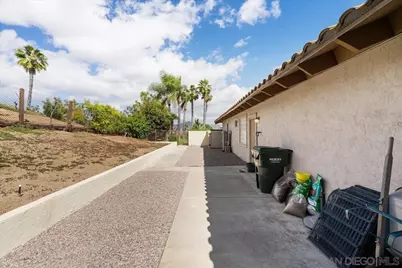  328 Montecito Gln, Escondido, CA 92025 - Photo 51