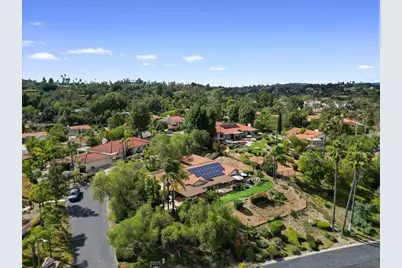  328 Montecito Gln, Escondido, CA 92025 - Photo 57