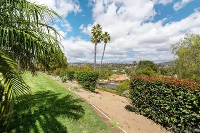  328 Montecito Gln, Escondido, CA 92025 - Photo 21