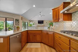 328 Montecito Glen, Escondido, CA 92025 - Photo 47