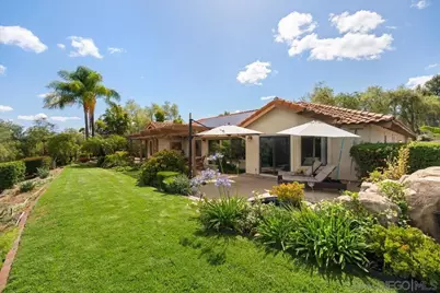  328 Montecito Gln, Escondido, CA 92025 - Photo 19