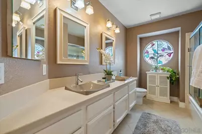  328 Montecito Gln, Escondido, CA 92025 - Photo 33