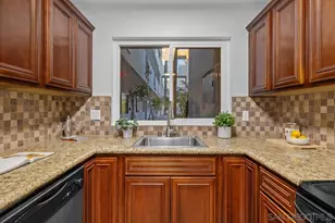 1030 Robinson Ave, San Diego, CA 92103 - Photo 7