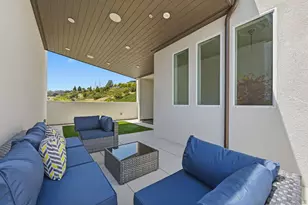 2806 Avella Cir, San Diego, CA 92108 - Photo 1