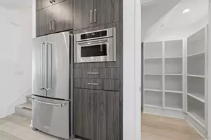 2806 Avella Cir, San Diego, CA 92108 - Photo 7