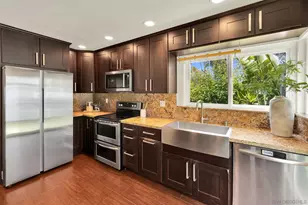 8151 Caminito Sonoma, La Jolla, CA 92037 - Photo 7