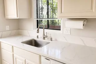 950-958 B Ave, Coronado, CA 92118 - Photo 9
