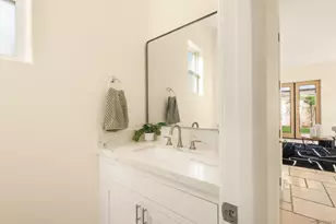 438 H, Coronado, CA 92118 - Photo 17