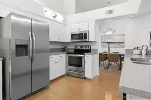 8585 Via Mallorca, La Jolla, CA 92037 - Photo 11