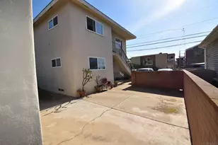 909-911 Chalcedony St, San Diego, CA 92109 - Photo 9