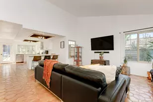 2735 Waterbury Way, Carlsbad, CA 92010 - Photo 5