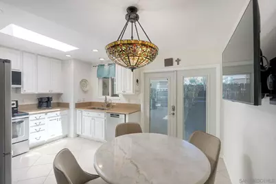  3597 Pear Blossom Drive, Oceanside, CA 92057 - Photo 5