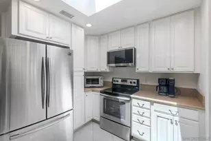 3597 Pear Blossom Dr, Oceanside, CA 92057 - Photo 3
