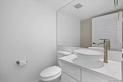  500 W Harbor Drive #136, San Diego, CA 92101 - Photo 11