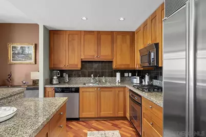  700 W Harbor #1205, San Diego, CA 92101 - Photo 25