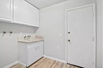  148 N Roth Lane, Orange, CA 92869 - Photo 23