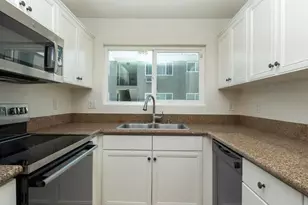 6602 Beadnell Way, San Diego, CA 92117 - Photo 13