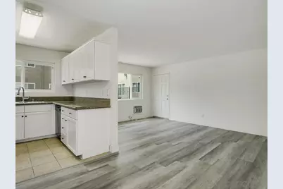 6602 Beadnell Way #4, San Diego, CA 92117 - Photo 5