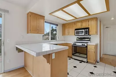  833 Cochran Trl, El Cajon, CA 92019 - Photo 17