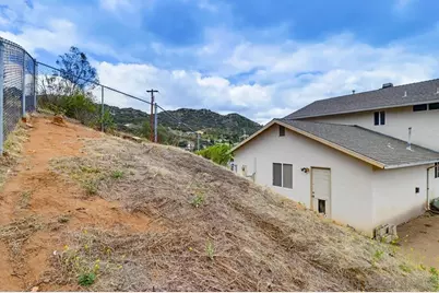  833 Cochran Trl, El Cajon, CA 92019 - Photo 57