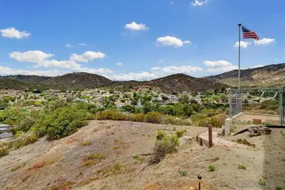  833 Cochran Trl, El Cajon, CA 92019 - Photo 7