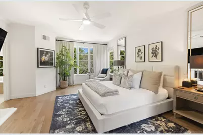  9643 Claiborne Square, La Jolla, CA 92037 - Photo 23