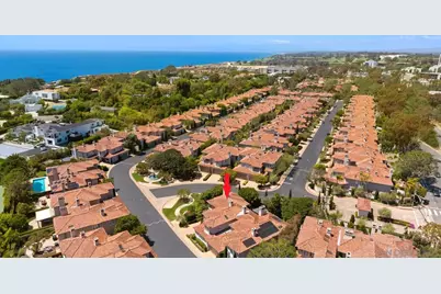  9643 Claiborne Square, La Jolla, CA 92037 - Photo 35