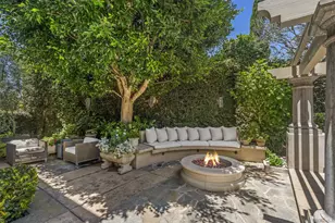 9643 Claiborne Square, La Jolla, CA 92037 - Photo 19