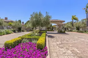 9643 Claiborne Square, La Jolla, CA 92037 - Photo 39