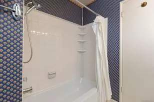 3152 Governor Dr, San Diego, CA 92122 - Photo 17
