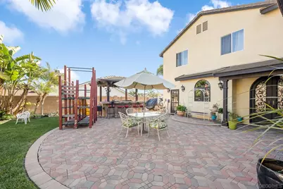  523 Hatherly St, Vista, CA 92083 - Photo 25