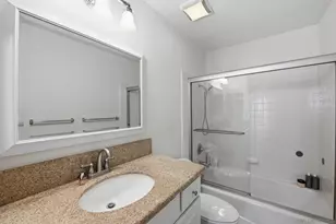 971 Santa Helena Park Ct, Solana Beach, CA 92075 - Photo 27
