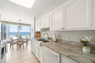 1750 Avenida Del Mundo, Coronado, CA 92118 - Photo 21