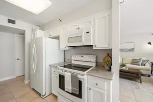 1750 Avenida Del Mundo, Coronado, CA 92118 - Photo 23